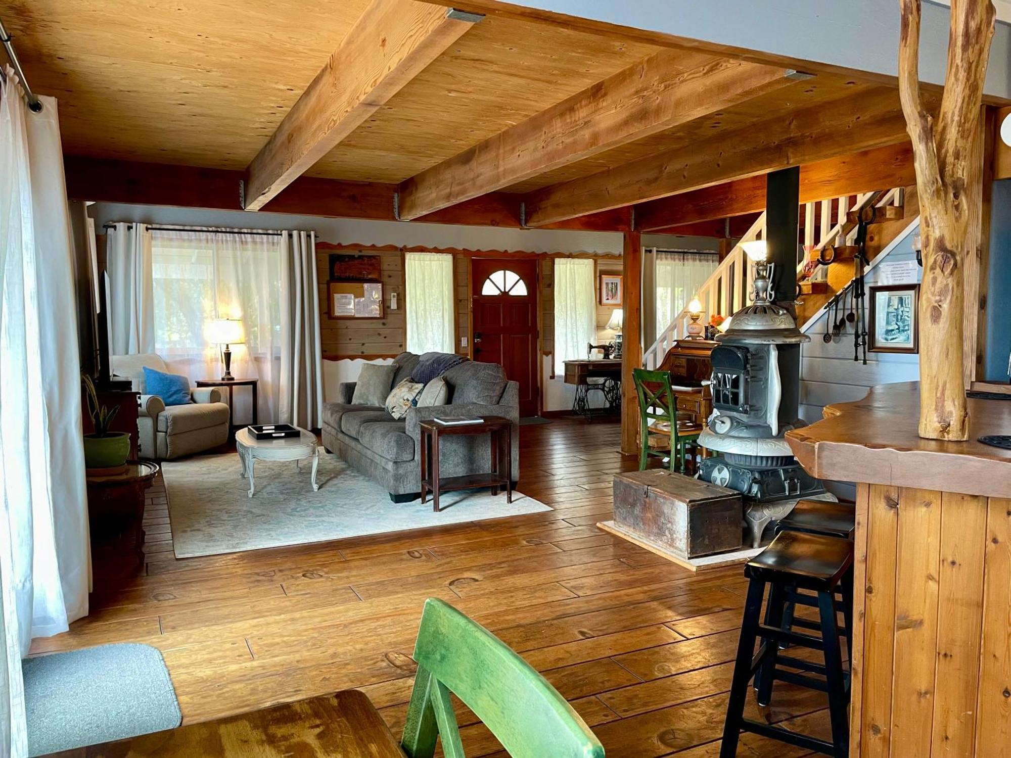 Sierra Mountain Lodge - Vacation Rentals - Yosemite Ahwahnee Exteriör bild